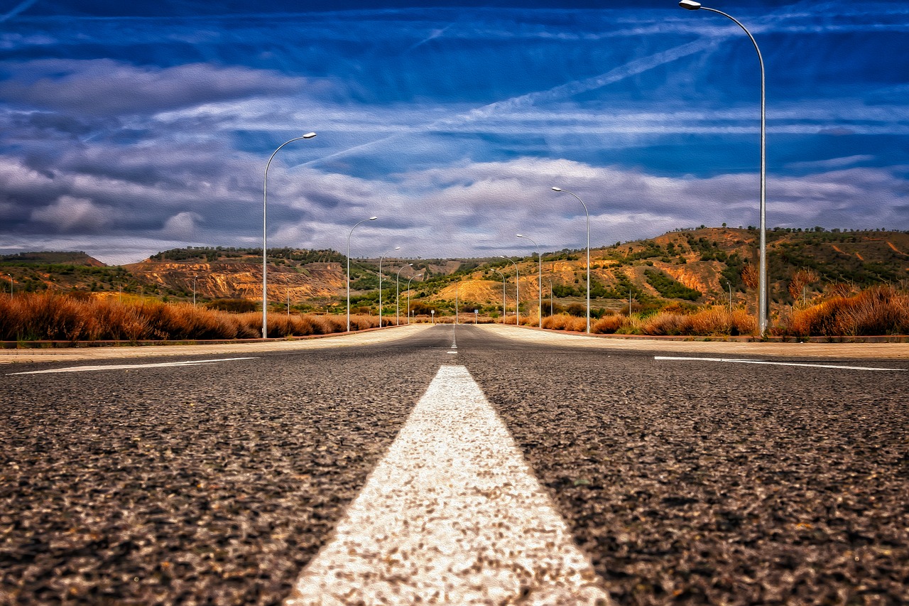road-3341140_1280.jpg