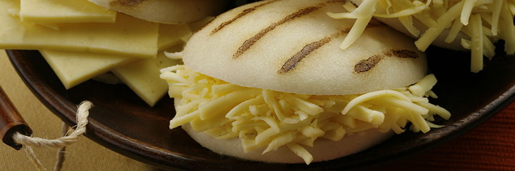 arepa-quesos.jpg