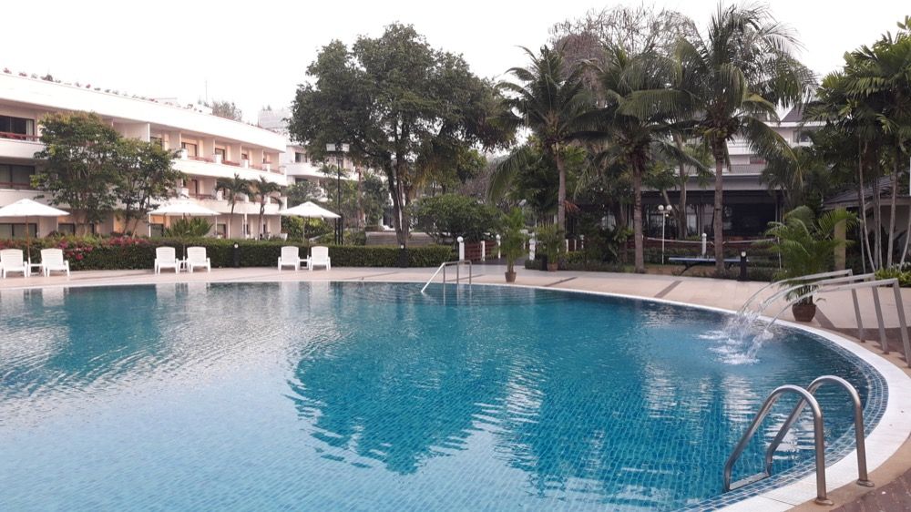 Novotel Rayong Rim Pae Resort Hotel - Swimming-pools