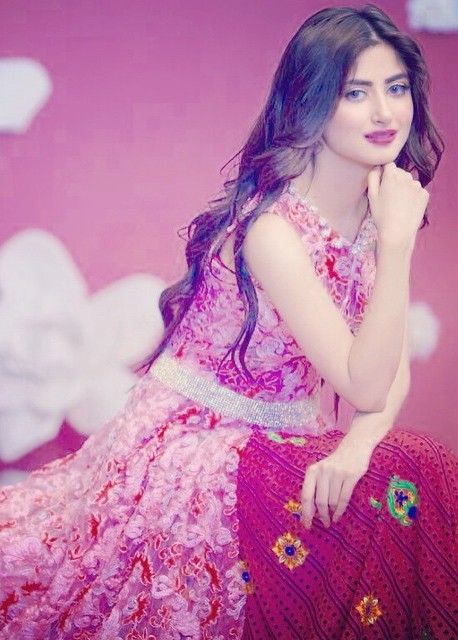 Sajal-Ali-1.jpg