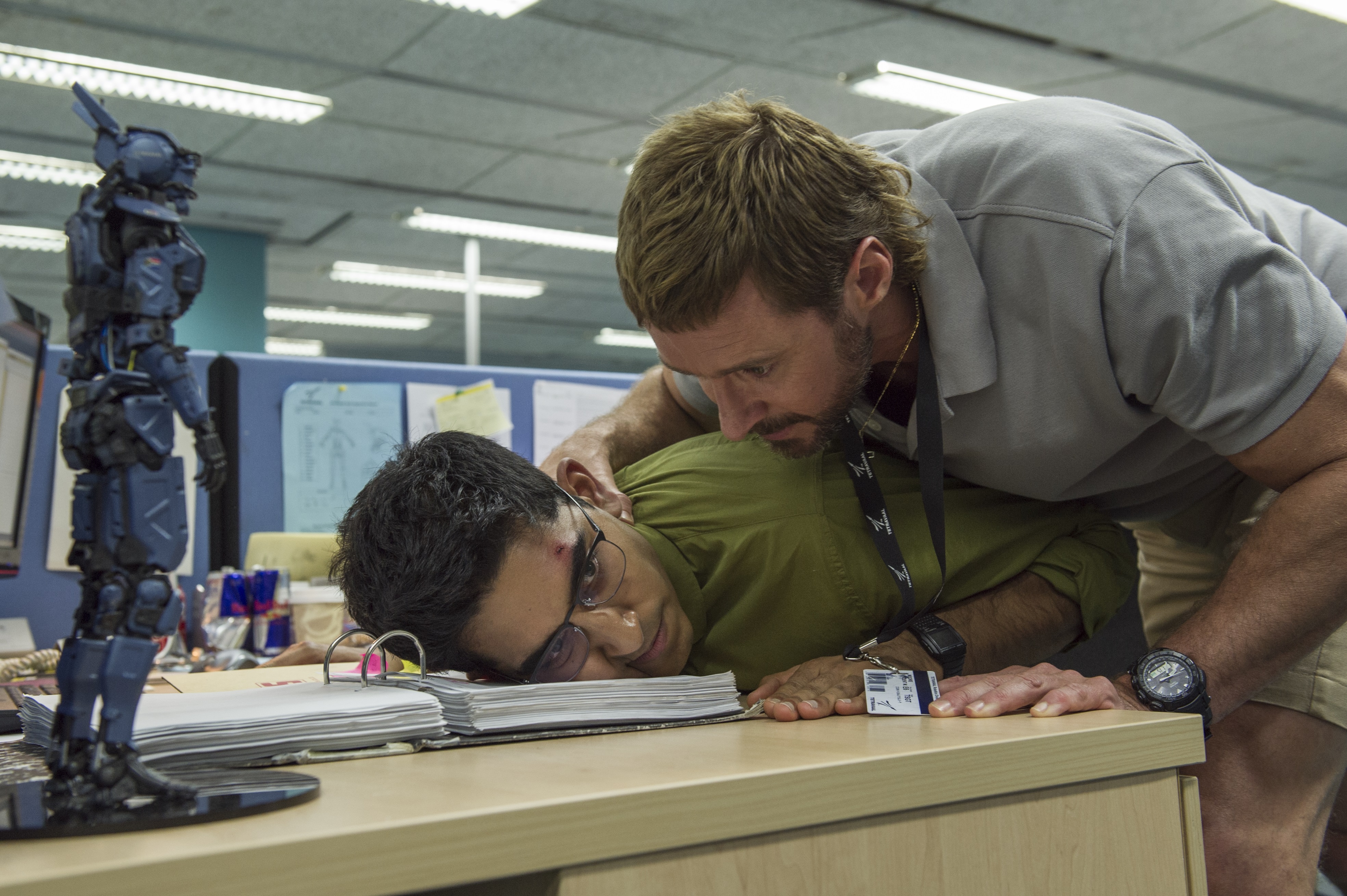 chappie-hugh-jackman-dev-patel.jpg