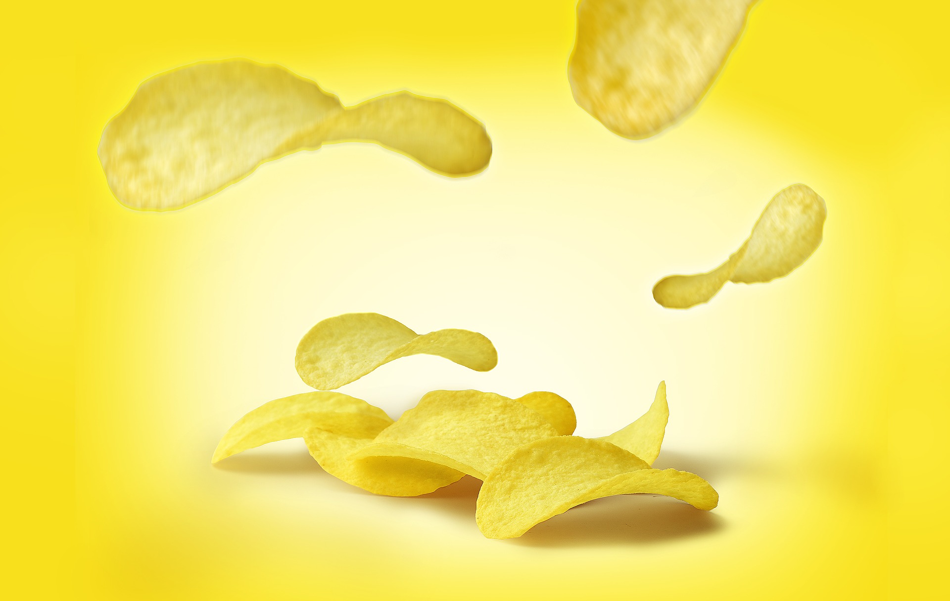 crisp-2640743_1920.jpg