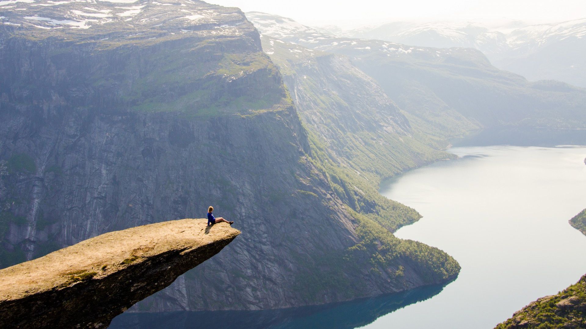 《飞鸟与夏花》每天一首自译飞鸟集（15）- Translate a poem form Stray Birds to Chinese every day