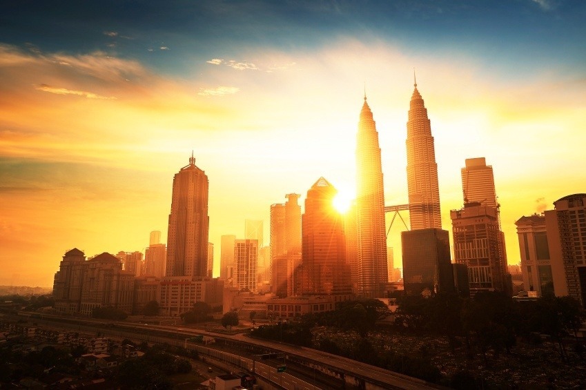 malaysia-petronas-sunset.jpg