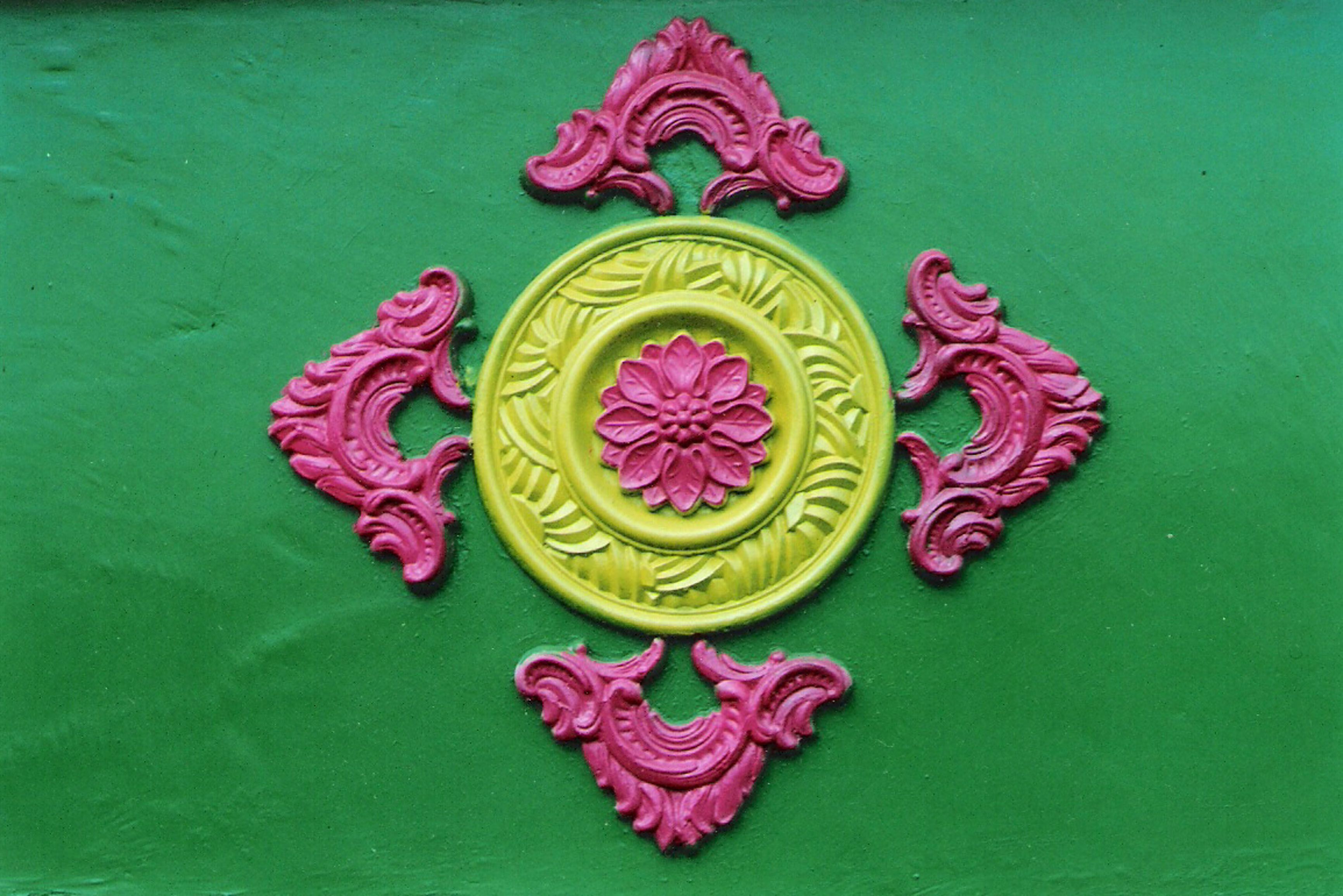 orla verde y fucsia mejorada.jpg