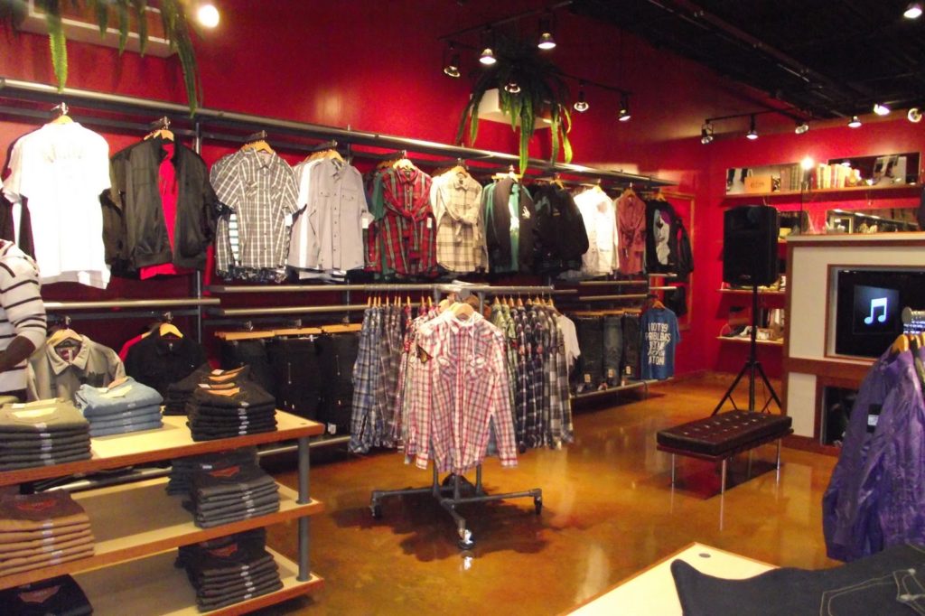 mitra-store-cloth-store-interior-design-clothing-boutique-interior-design-1024x682.jpg