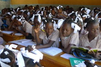 Une-education-pour-quelle-société-en-Haïti-.jpg