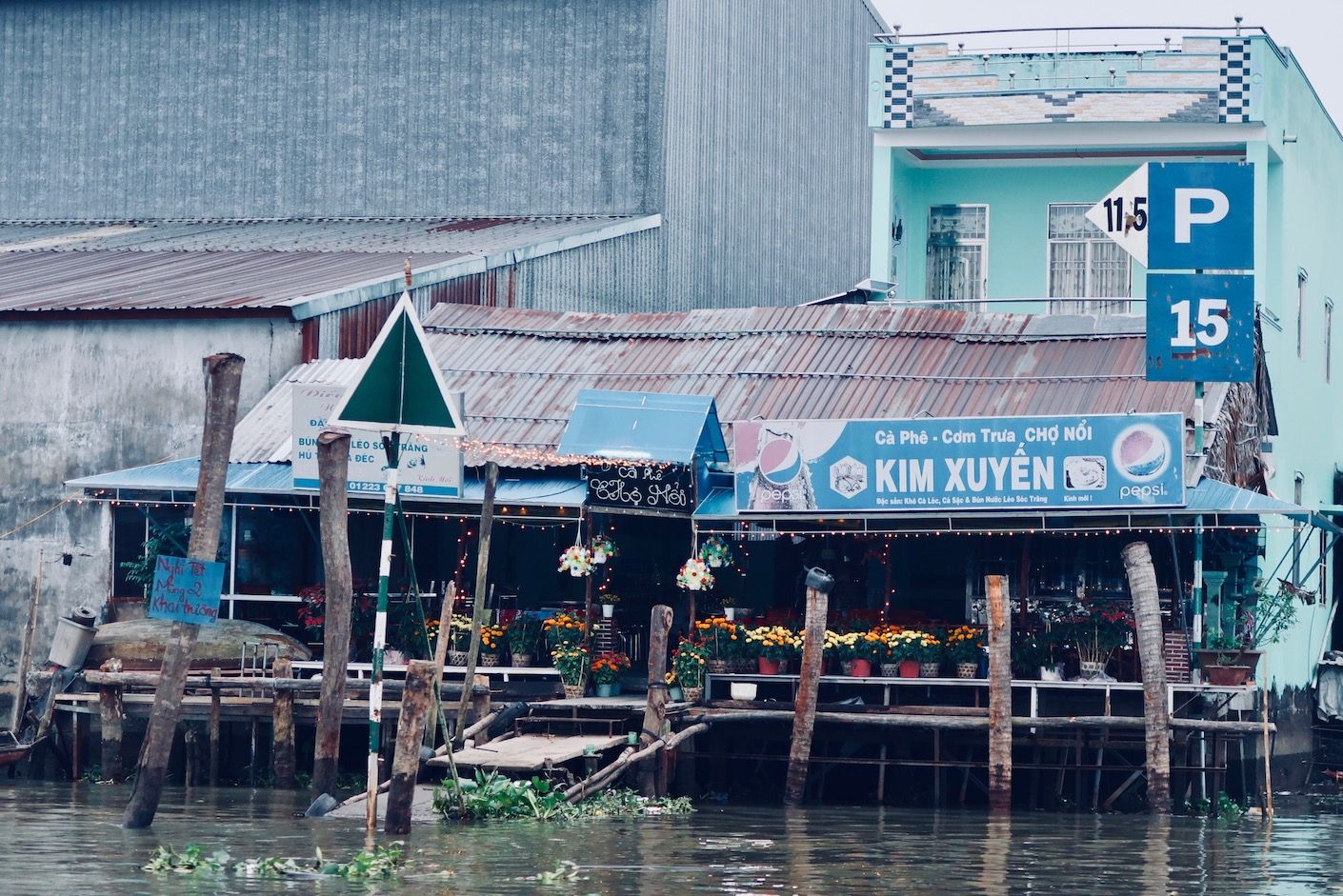 Mekong Day 3 - New Years in Can Tho Derek Cowan2.jpg