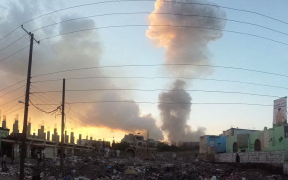 air-strike-in-sanaa-11-5-2015.jpg