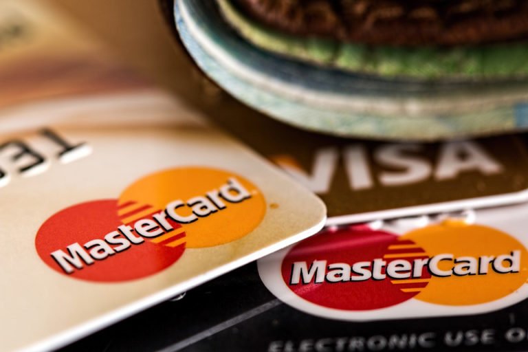 mastercard-cards-01-768x512.jpg