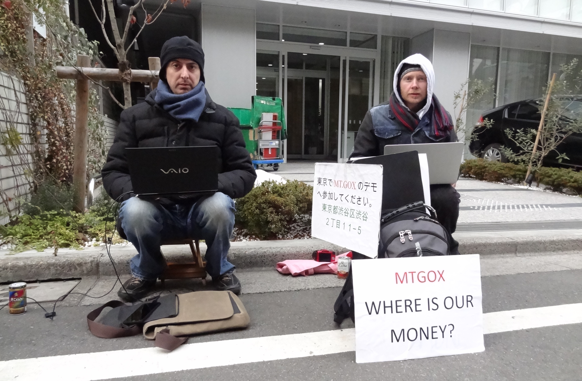 mt-gox-bitcoin-protest-100247015-orig.jpg