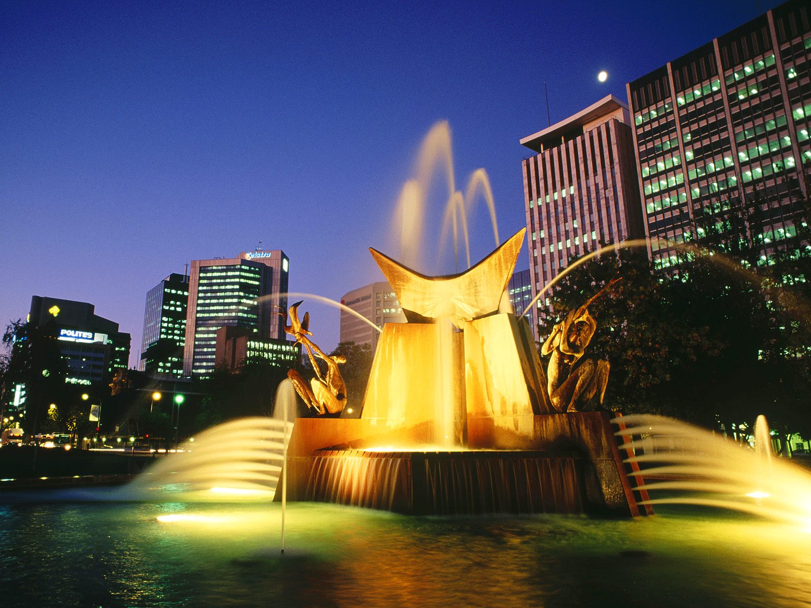 Victoria-Square-Fountain-Adelaide-Australia.jpg