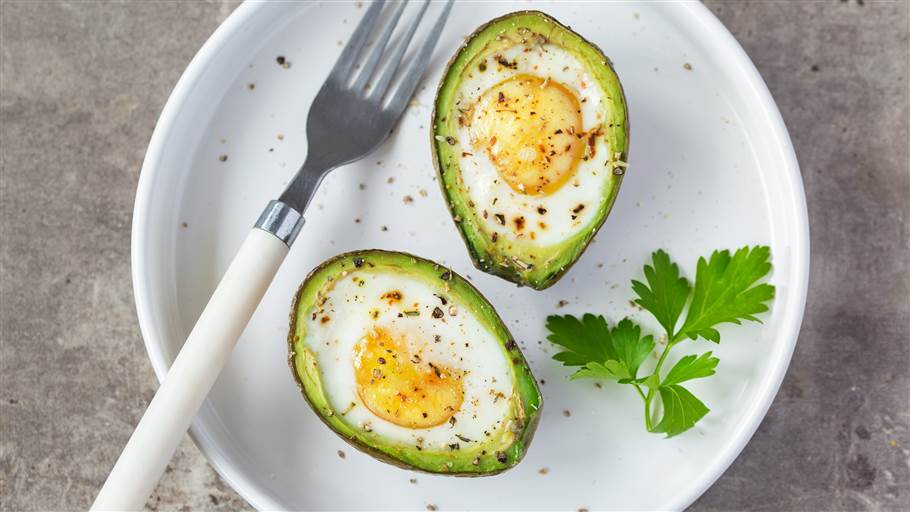avocado-baked-eggs-today-170413-tease_3c381f1a97a2a40ceb44b4a0ce49d48b.today-front-large2x.jpg
