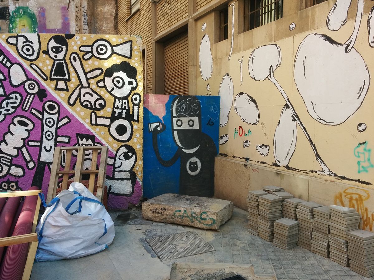 graffiti-valencia-spain-ninja-extraterrestre-love-amor-steemit-trenz (51).jpg
