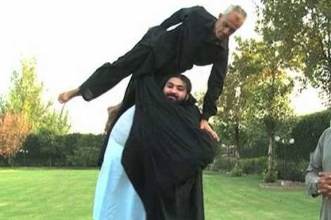 Khan Baba Overweighted Man In Pakistan Steemit khan baba overweighted man in pakistan