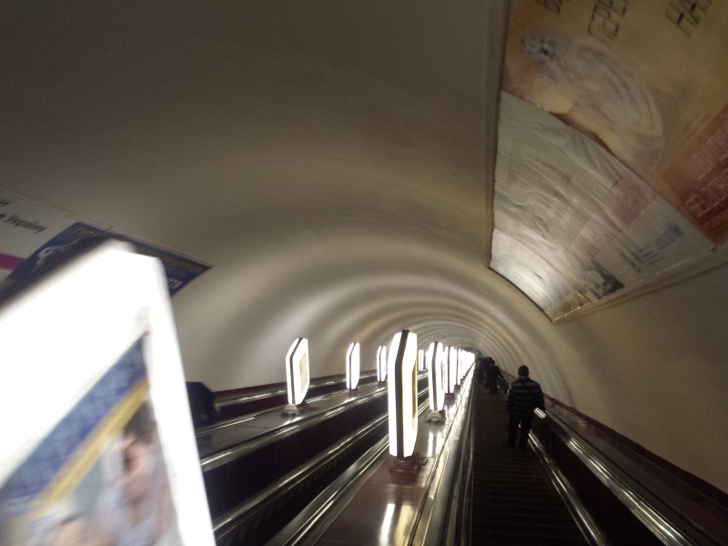 Kiev Metro Subway Lva Tolstoho.png