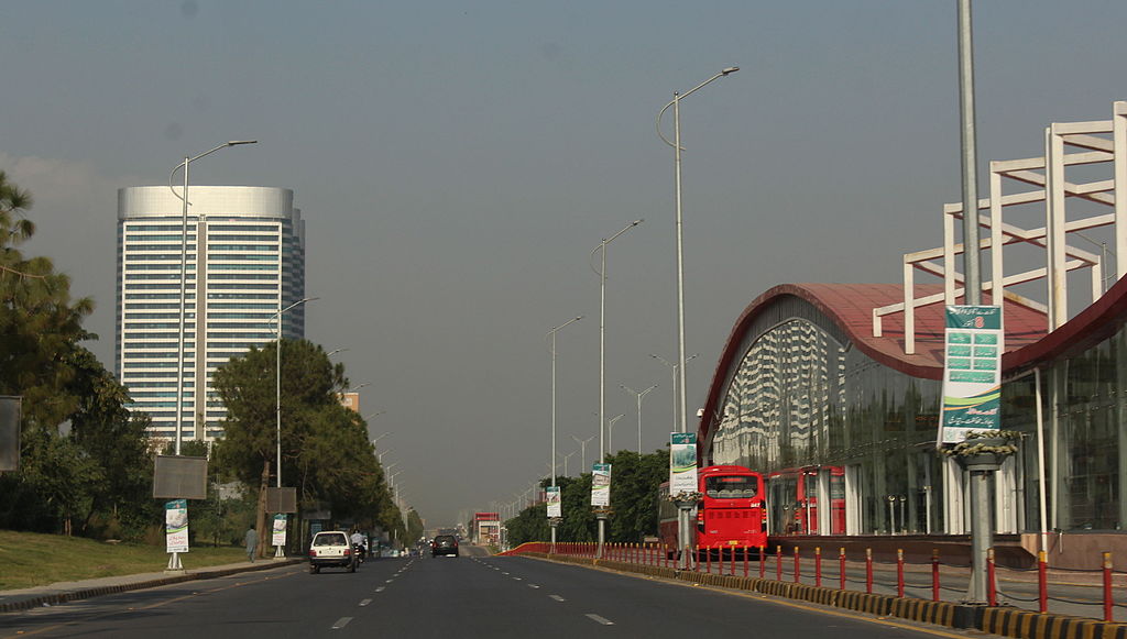 Islamabad_Metro_Bus.JPG