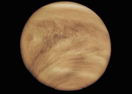 Venus_Clouds_br.en.jpg