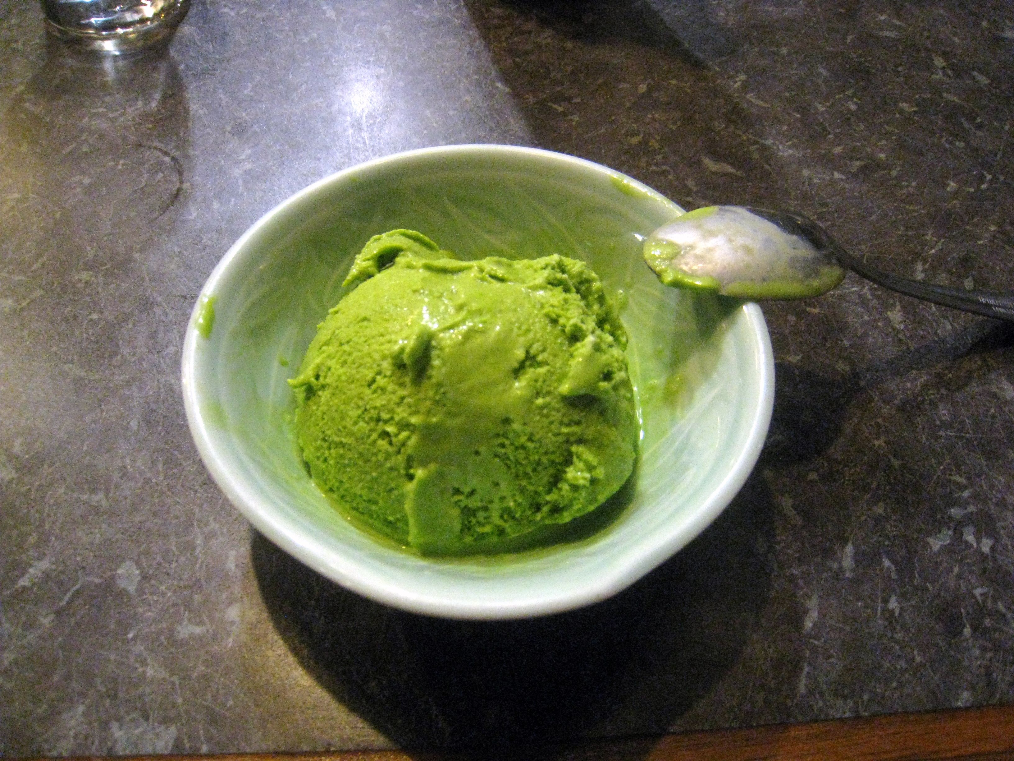 Green_tea_ice_cream.jpg