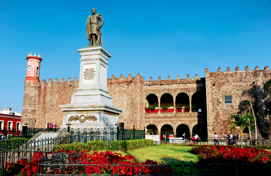 DSC_0771-PALACIO-DE-CORTES,-CUERNAVACA,-MOR.png