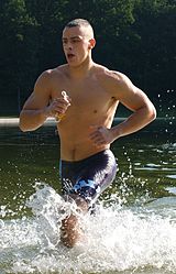 160px-Soldier_running_in_water.jpg