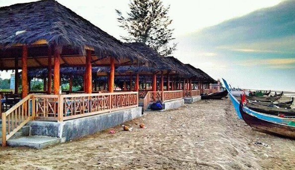 pantai ule reubek.jpg