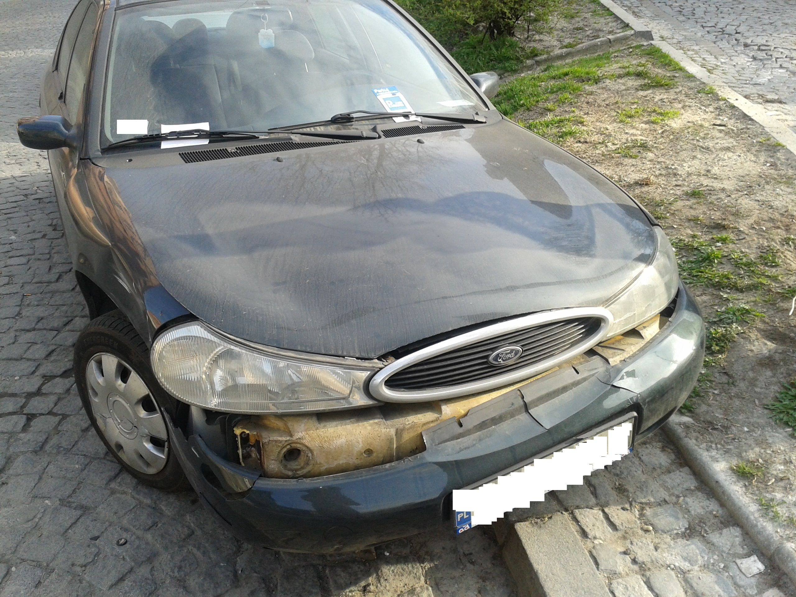 mondeo rozjeb.jpg