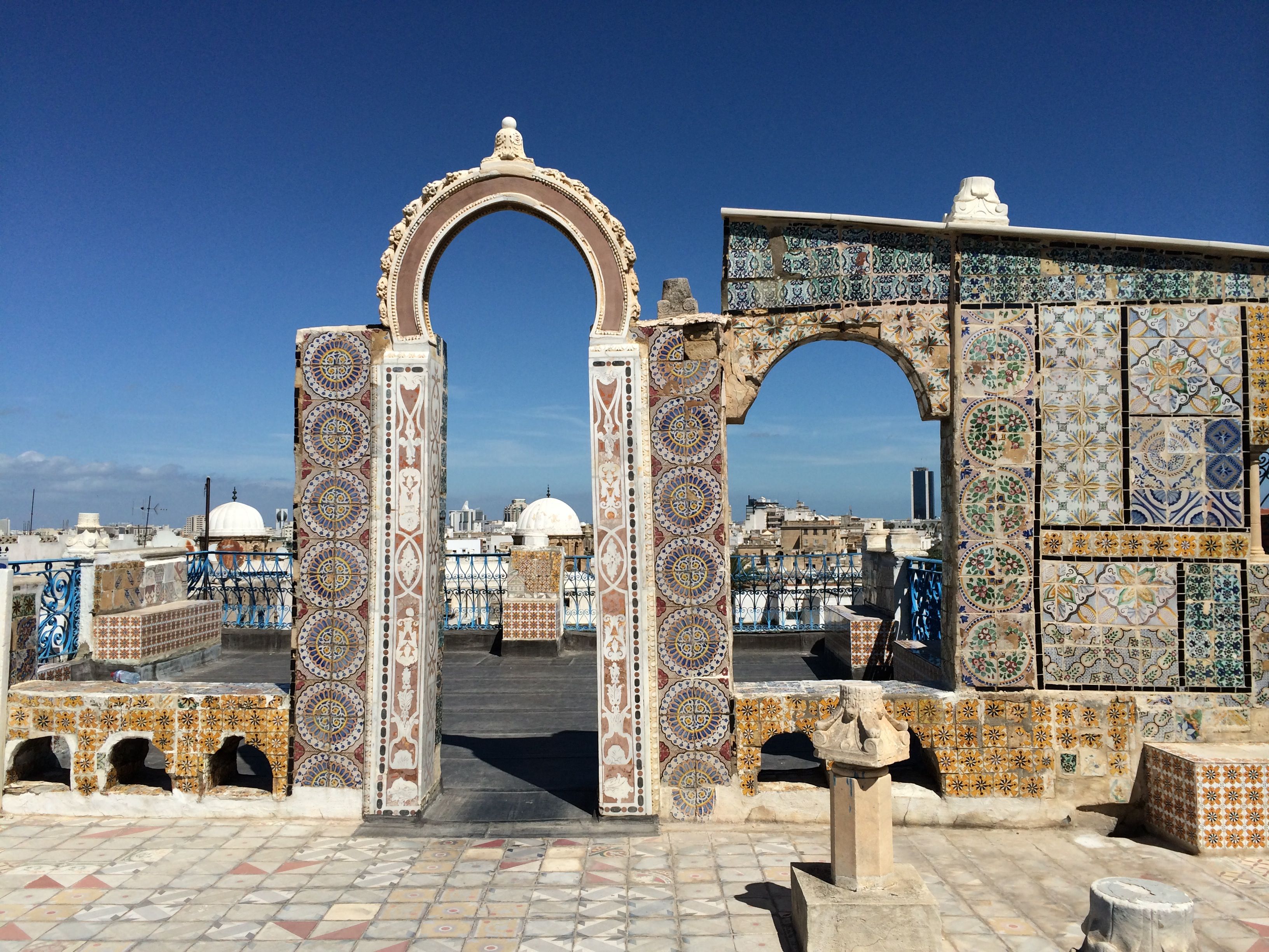 Tunis-Tiled-arch-in-the-medina-rooftops-My-Friends-House.jpg