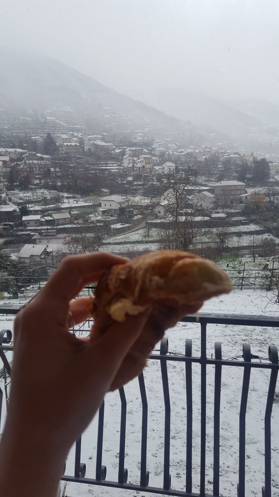 cornetto e neve.jpg