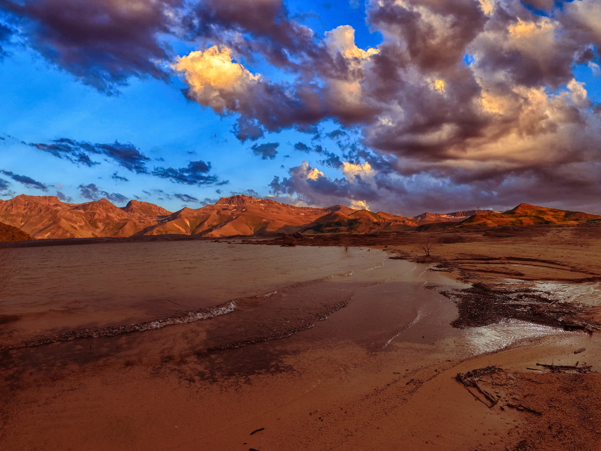 YIAC0702-lake-day-mountain-range-sky-#198.jpg