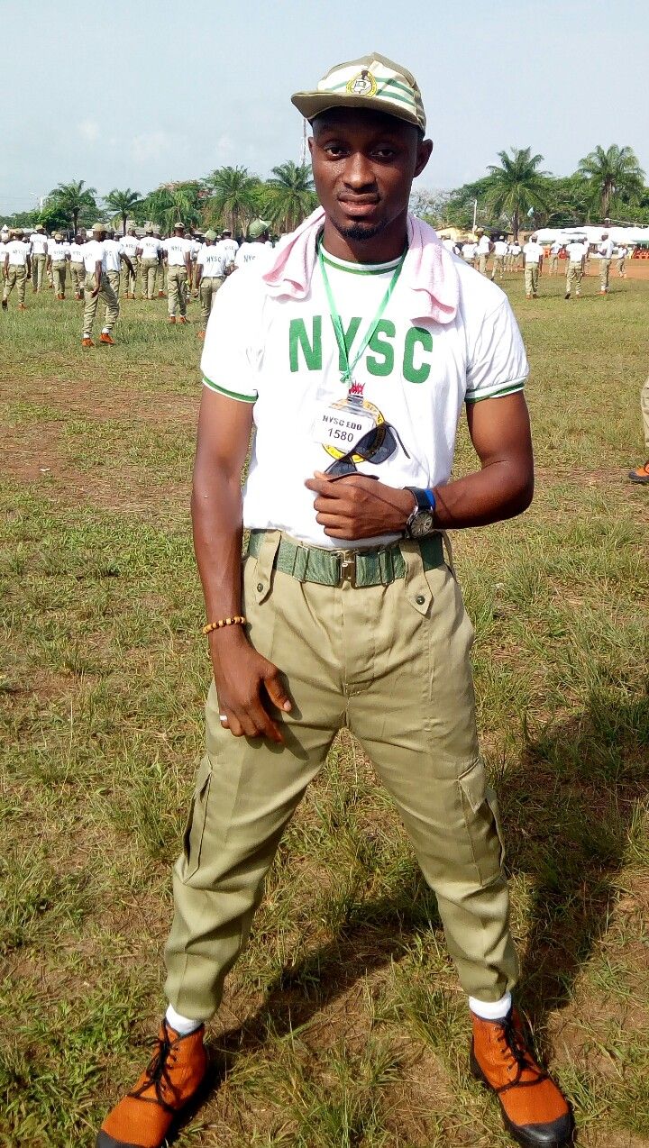 Your Favorite Corper. I feel like serving Nigeria all my life I swear..  #Nysc #National YouthService #Chinekeboy @mufasatundeednut