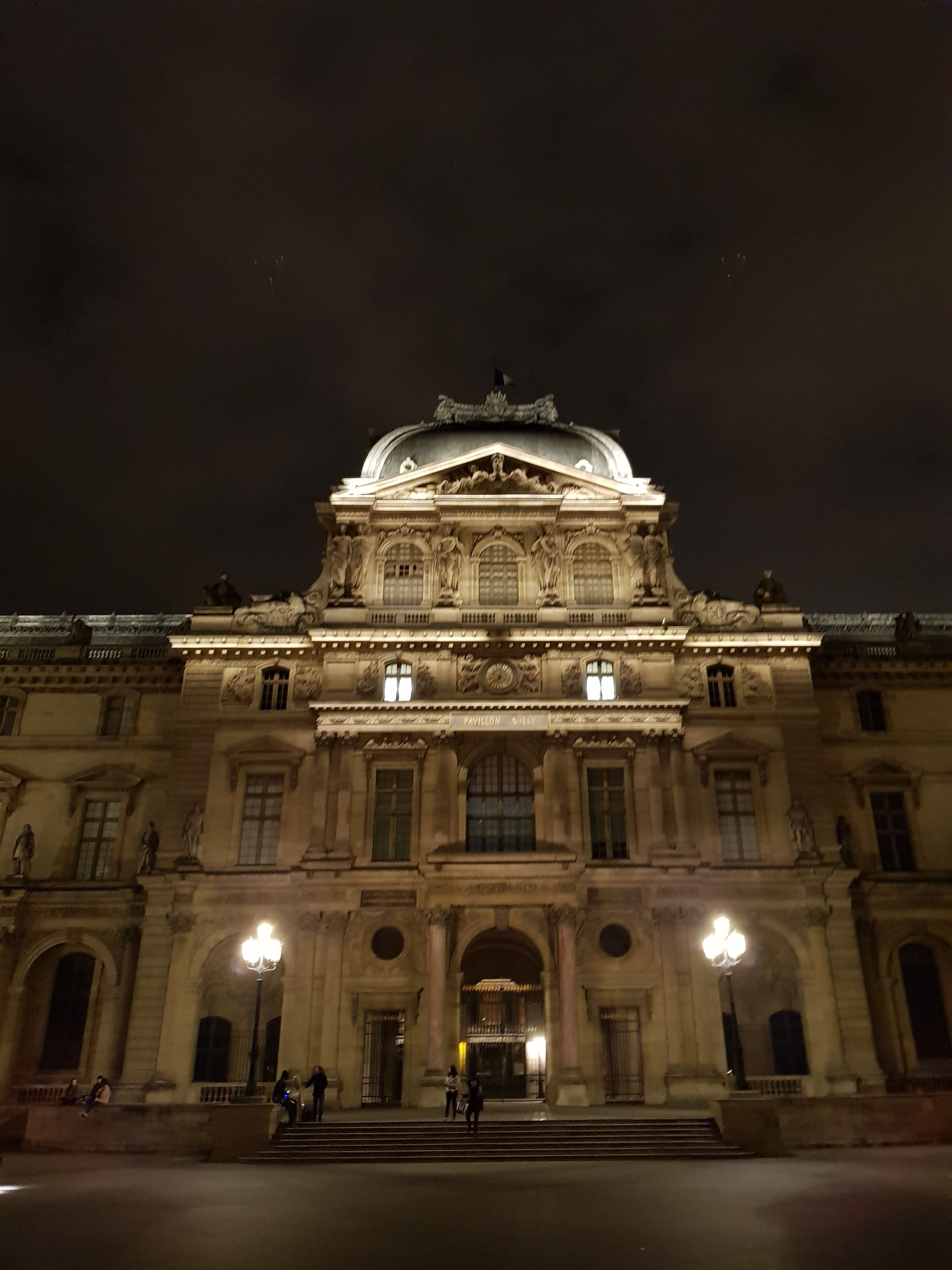 Outside the Louvre Paris France Steemit Fredrikaa.jpg