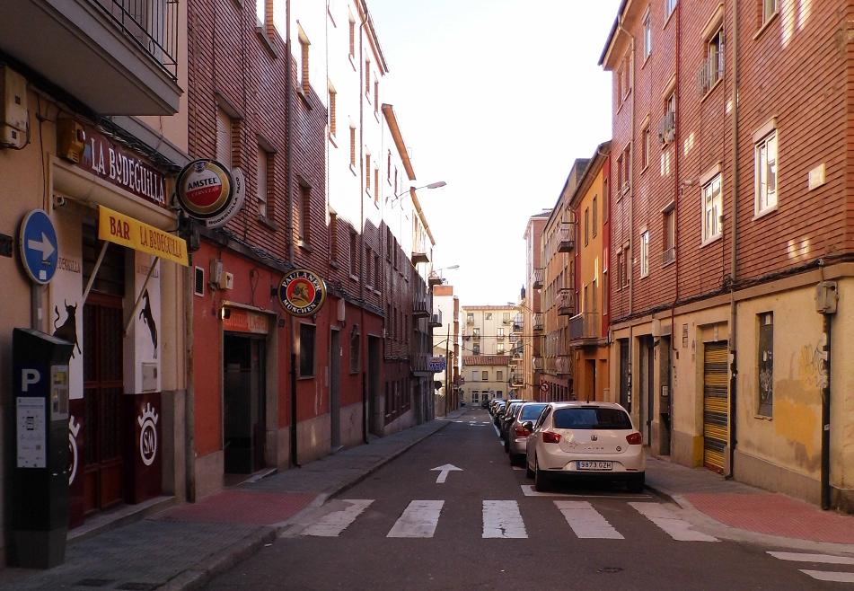 Calle Arroyo de la Lastra.JPG