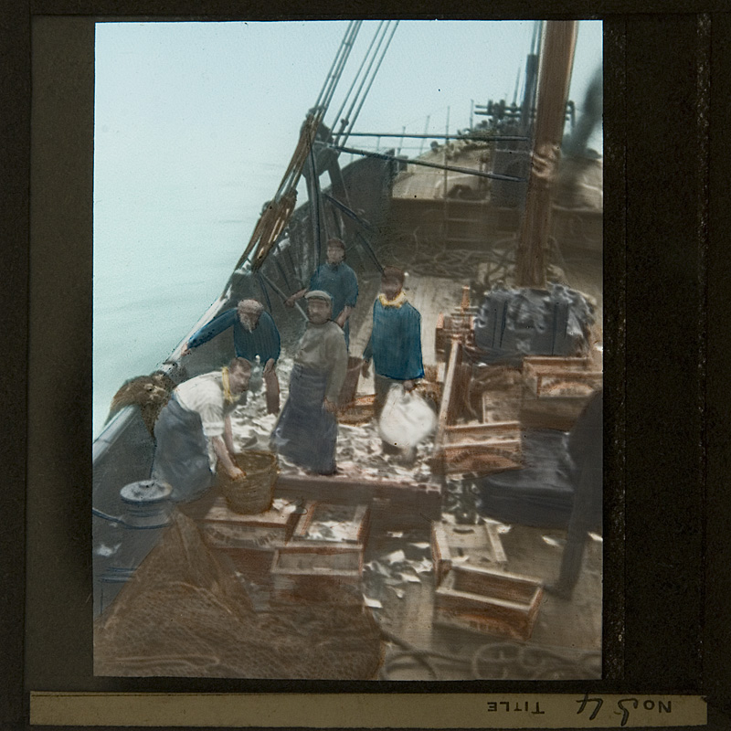 Daily Life of Sailors On-board in the 1900s (49).jpg