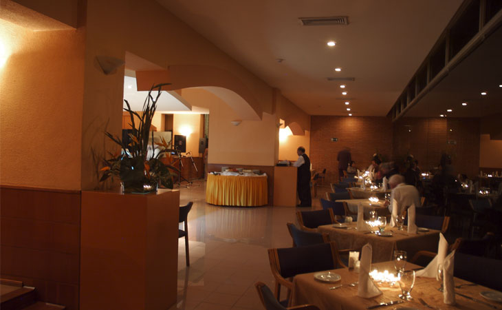 restaurant 1.jpg