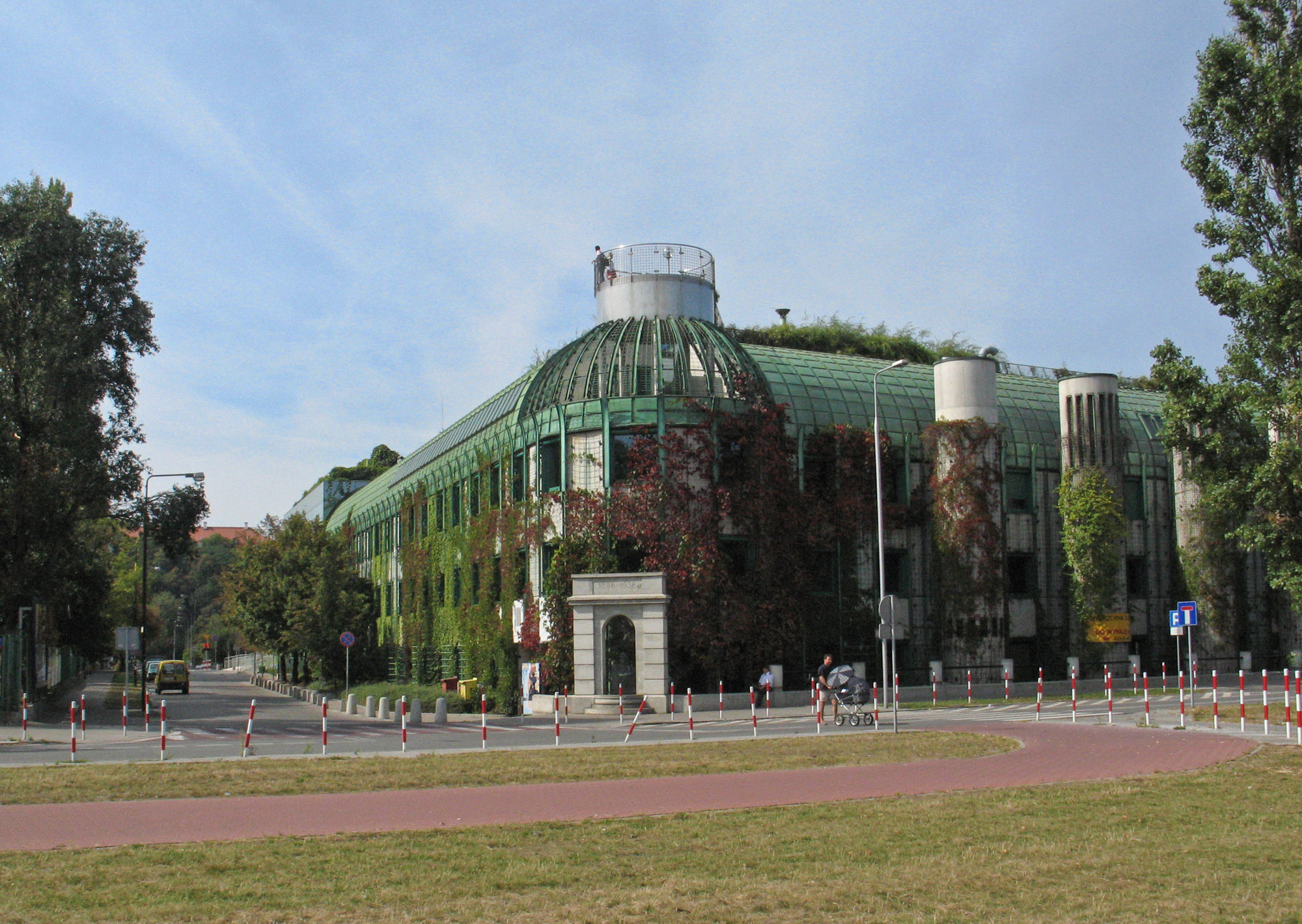 Biblioteka_UW_Warszawa.jpg