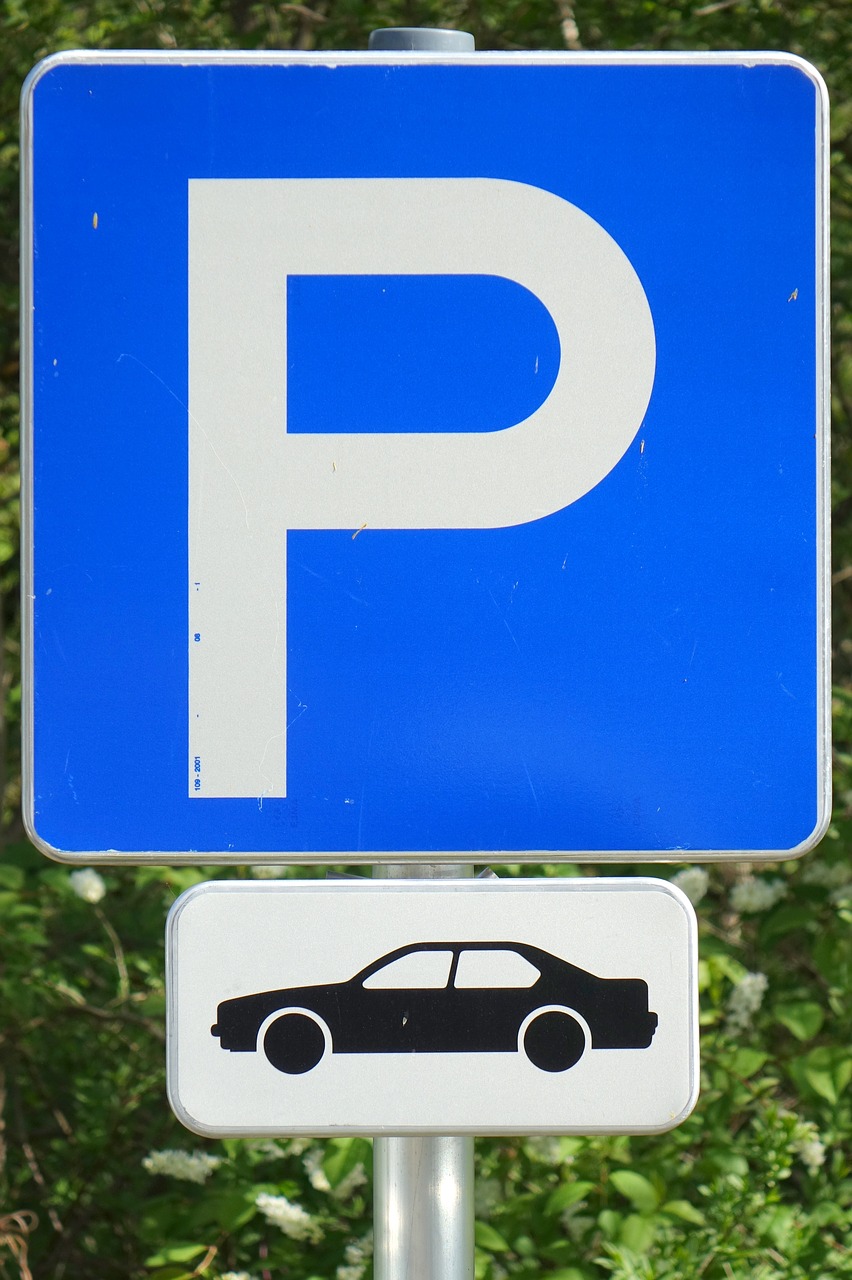 parking-2461344_1280.jpg