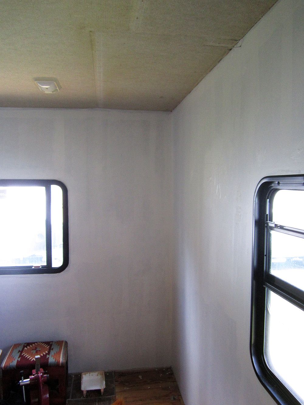 Corner primed 1.jpg