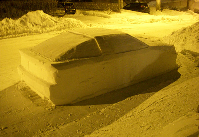snow-car-police-simon-laprise-montreal-canada-5a61a832efaa8__700.jpg