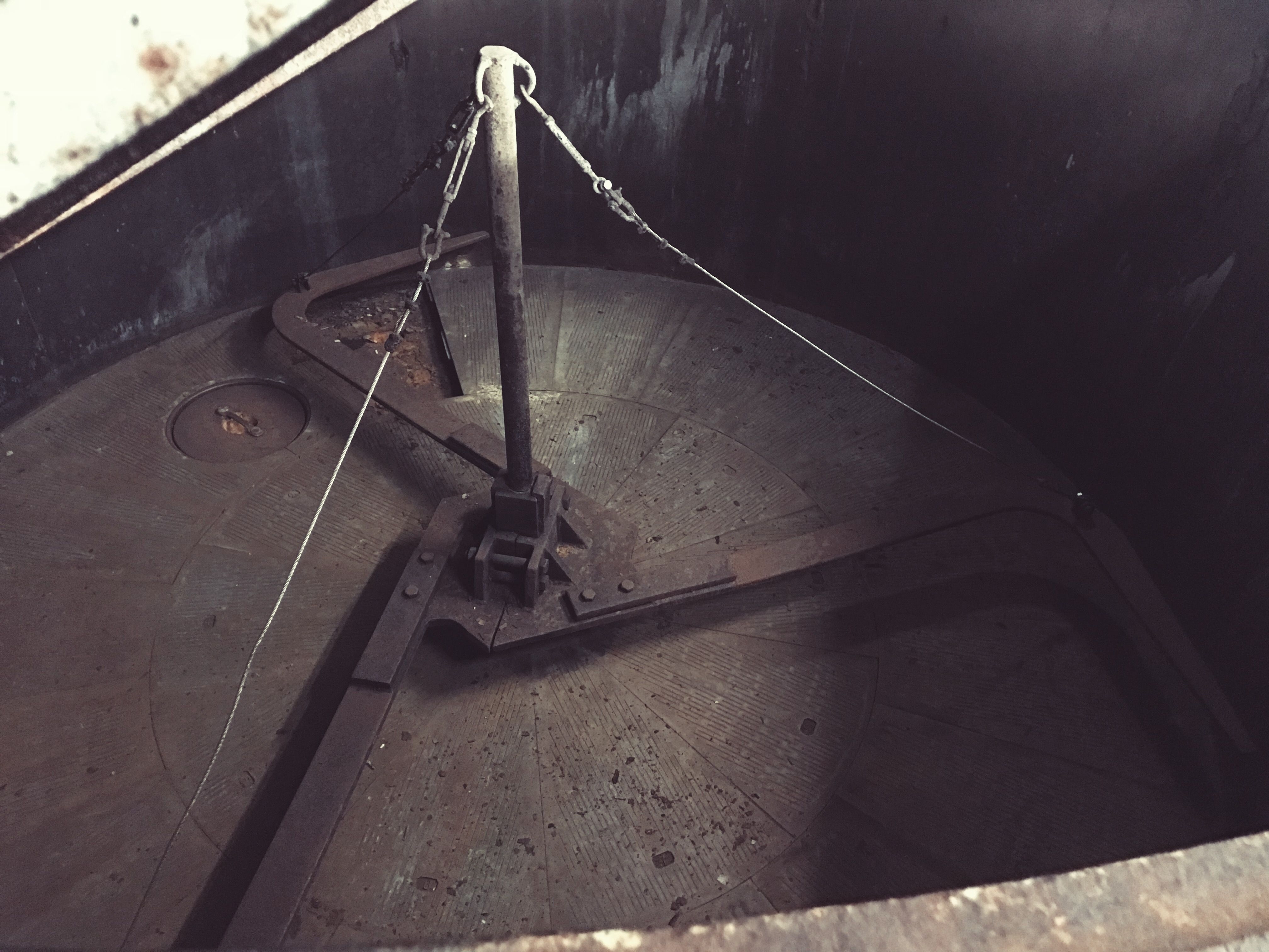 inside-grain-water-mixer
