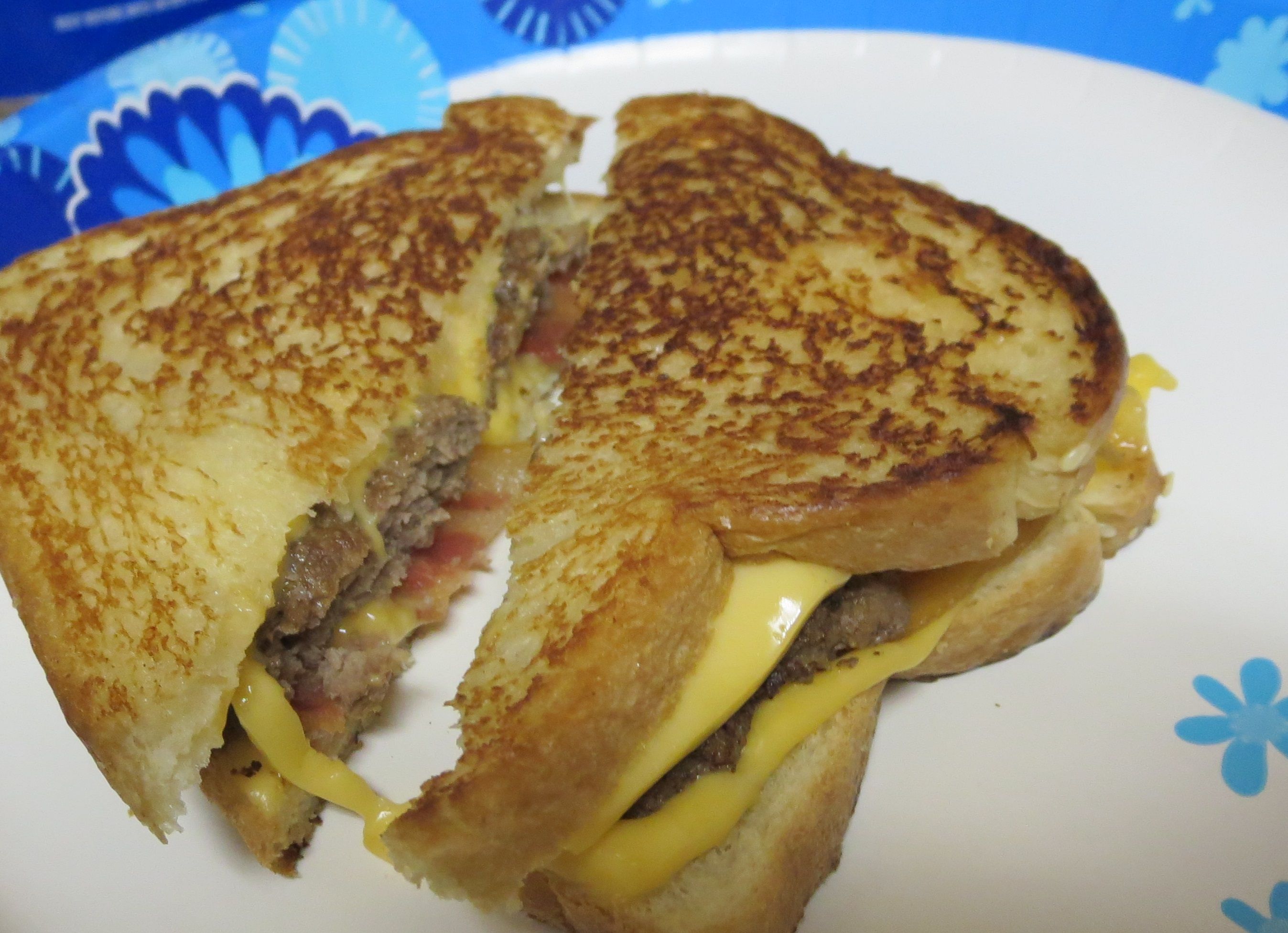 Patty Melt with Bacon and American cheese Jan 28 2017 CROPPED.jpg