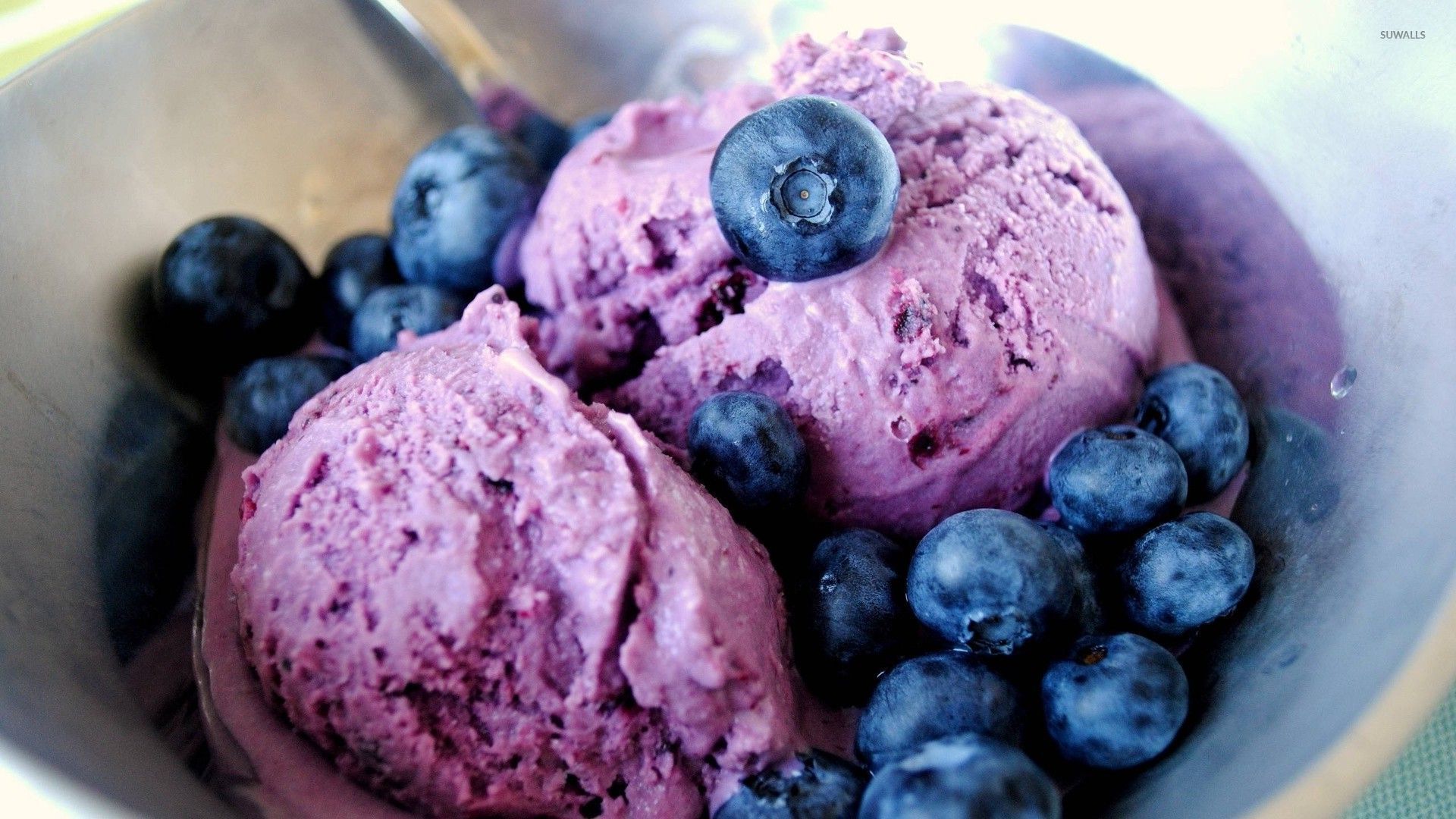 blueberry-ice-cream-31376-1920x1080.jpg