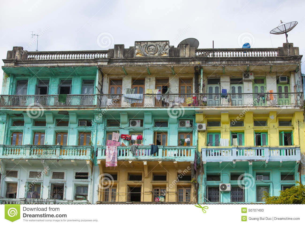 old-residential-building-yangon-myanmar-jan-myanmar-century-buildings-magnificent-architecture-main-tourist-50707493.jpg