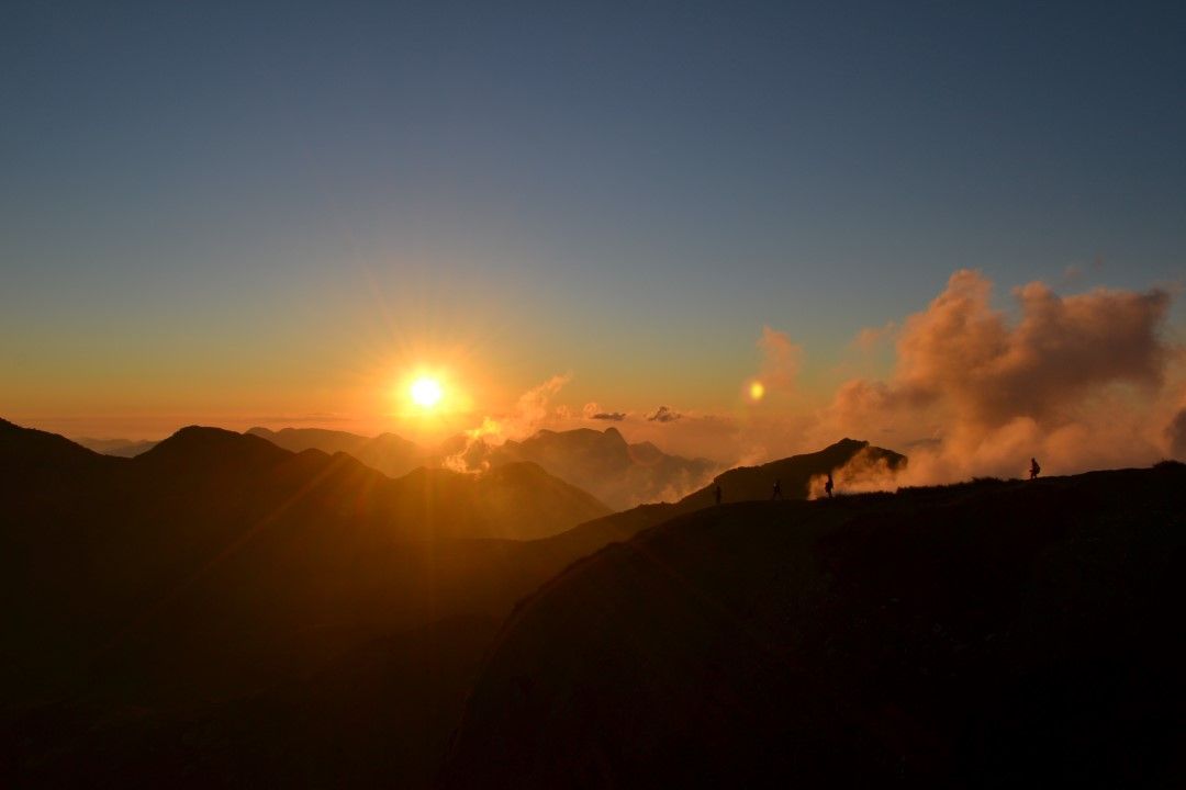 Pedra-do-Sino-FOTO-1-CAPA.jpg