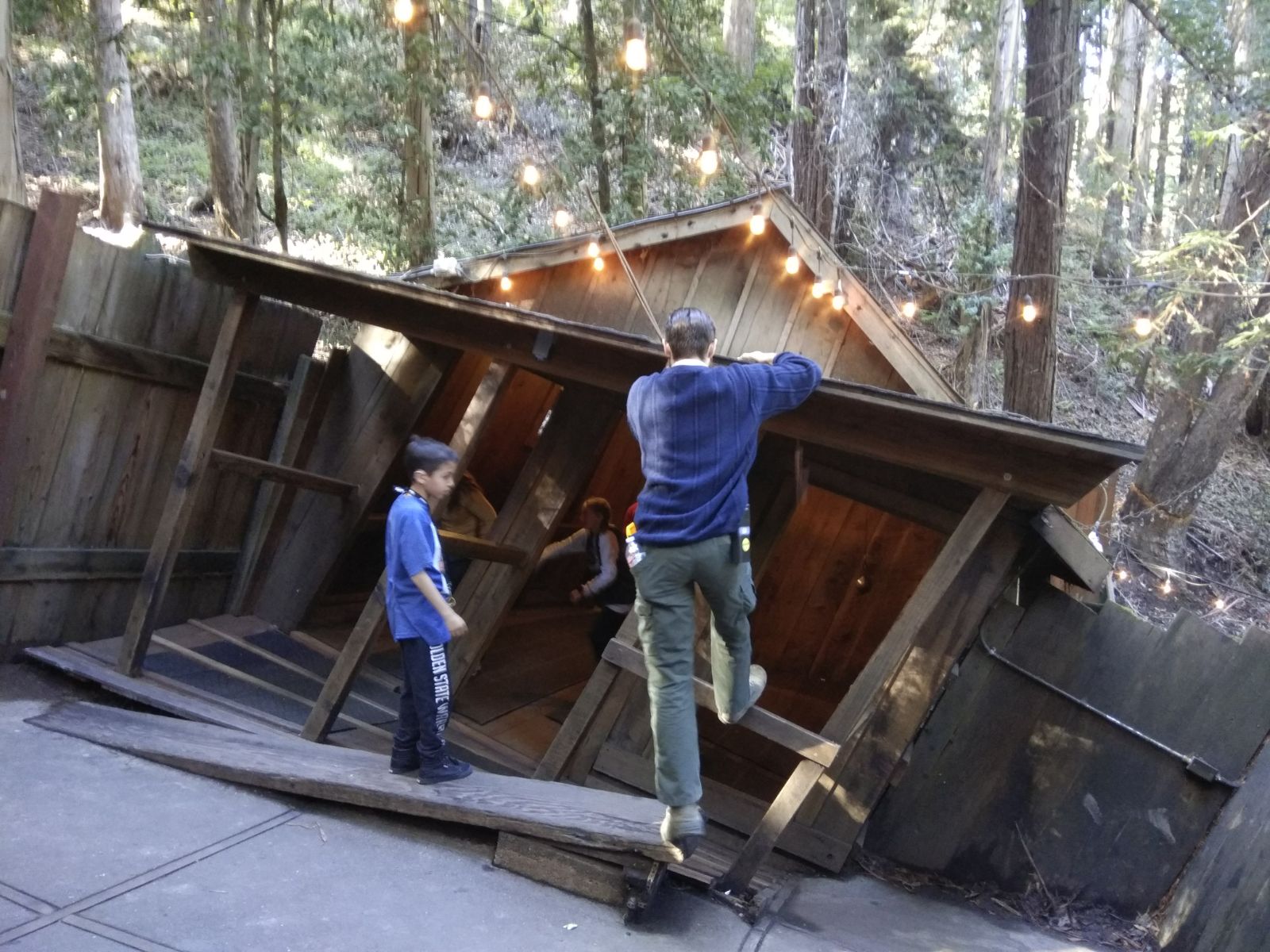 My trip to Mystery Spot Santa Cruz Steemit