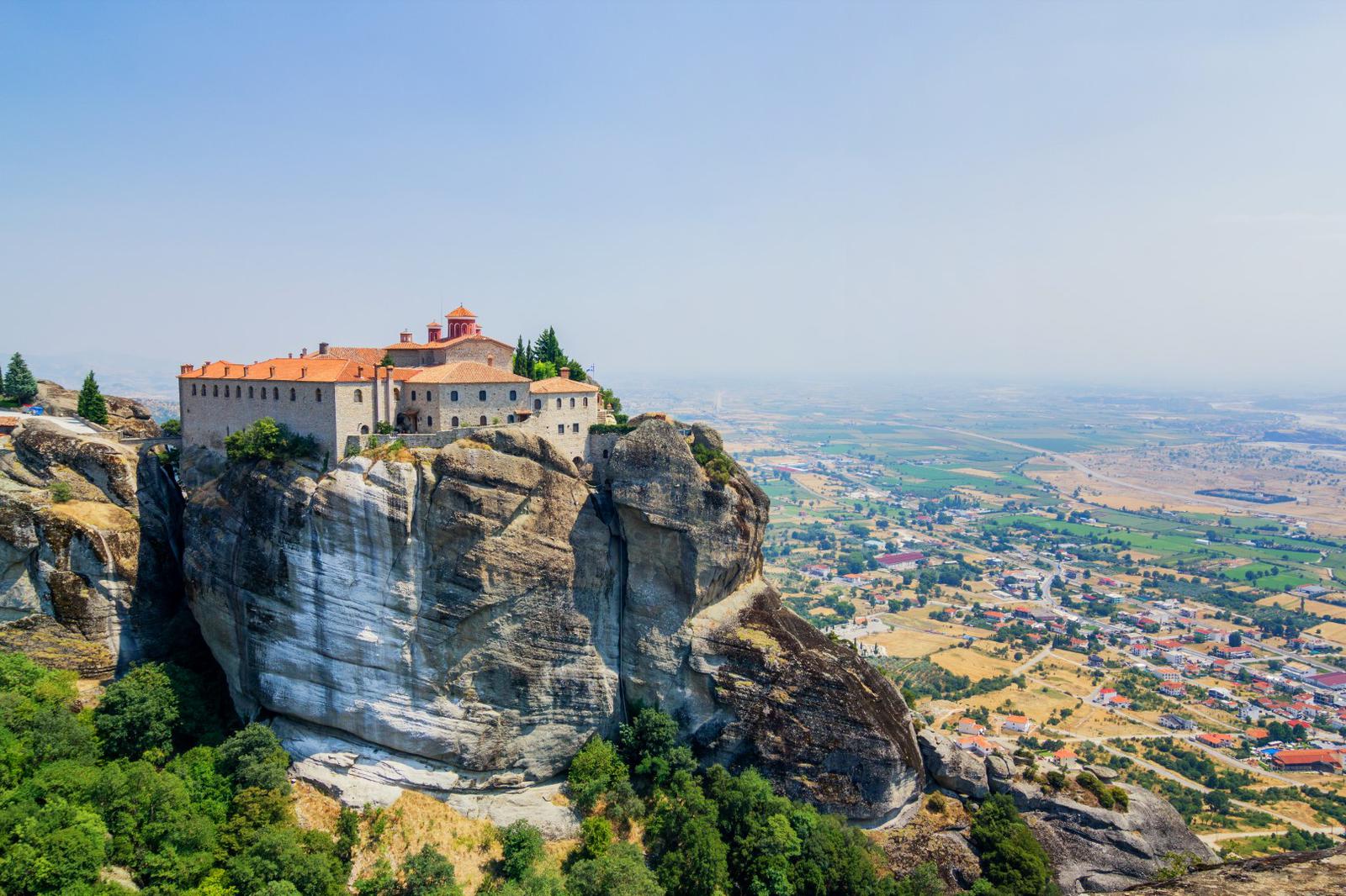 Los monasterios de Meteora, Grecia.jpg