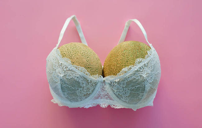 6 Comfortable Bras That Will Make Your Breasts Look Perkier.jpg