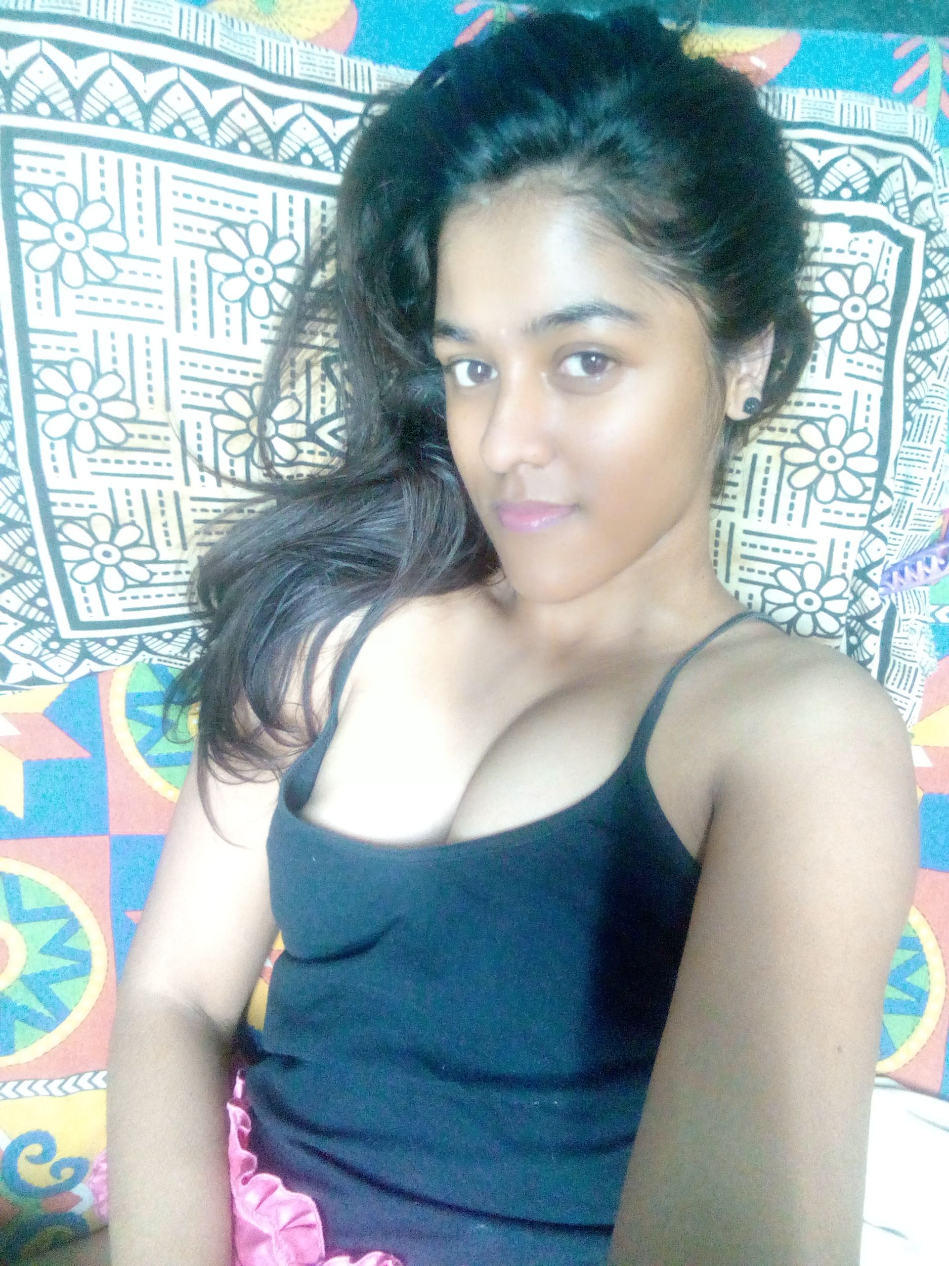 Nude desi college girl wearing clothes after shower porn galery photo