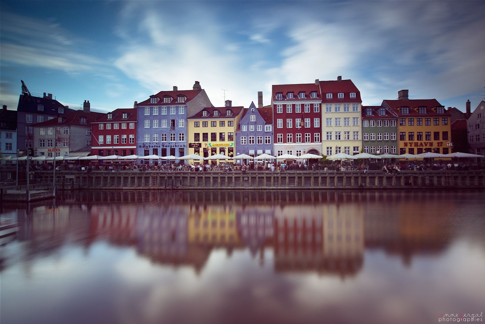 17_nyhavn-copenhagen-photography-colorful houses-photographer.jpg