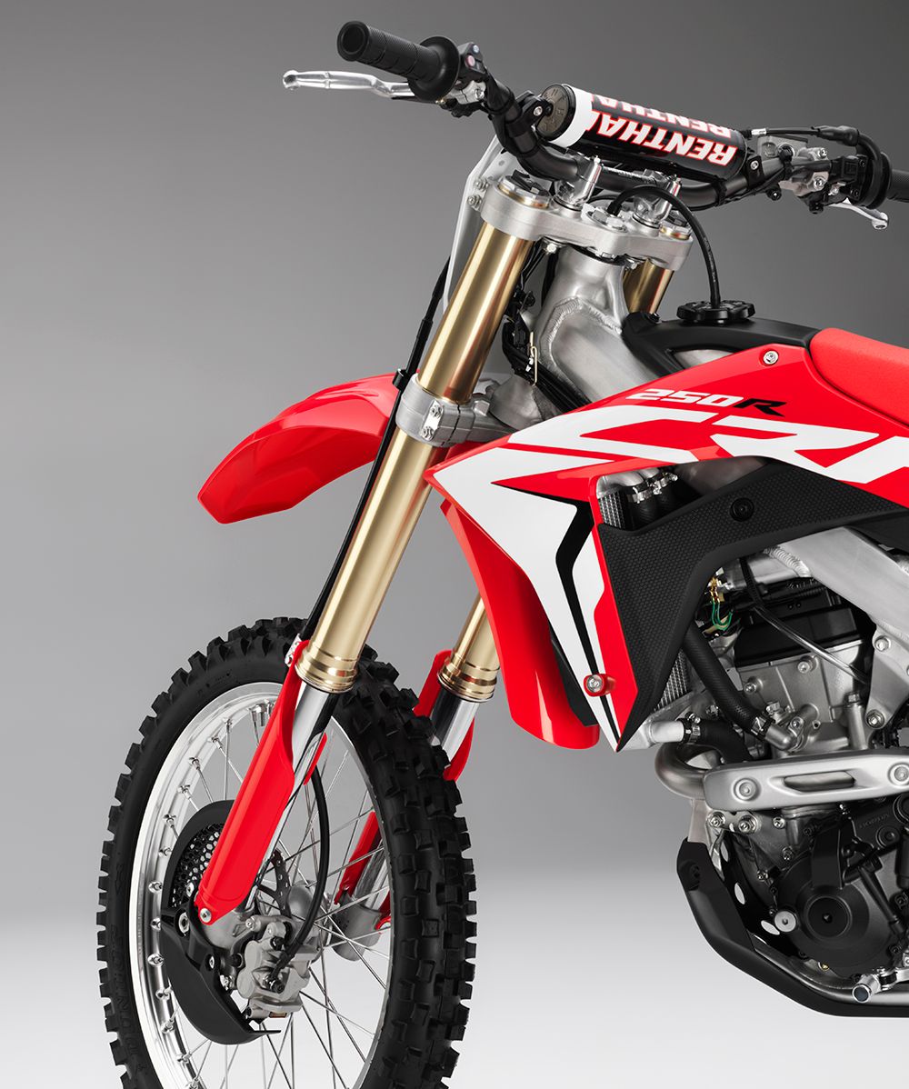 18_CRF250R_FORKS.jpg